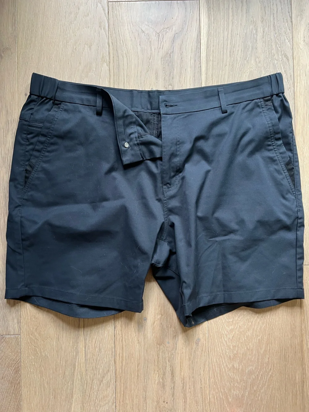 Jack Archer Jetsetter Shorts in Black